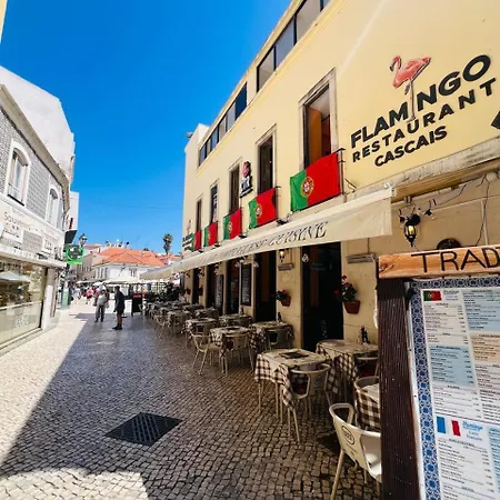 De Cascais, Renovado, A 50 Metros Do Mar!